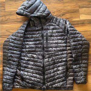 HUK Black Puffer Jacket